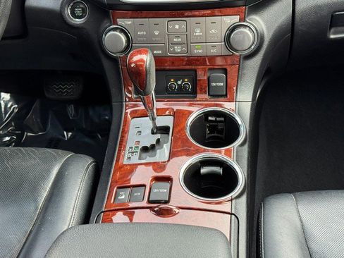 Used 2013 Toyota Highlander Limited image 14