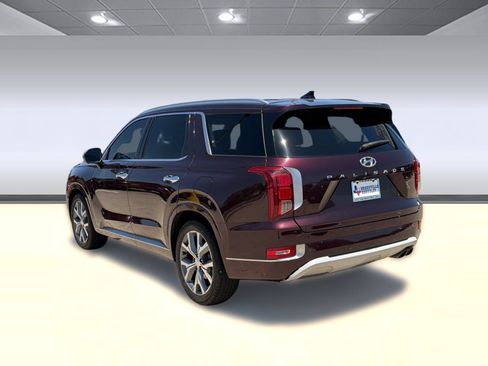 Used 2021 Hyundai Palisade Limited FWD image 3