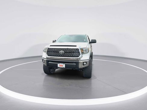 Used 2019 Toyota Tundra SR5 AWD/4WD image 3