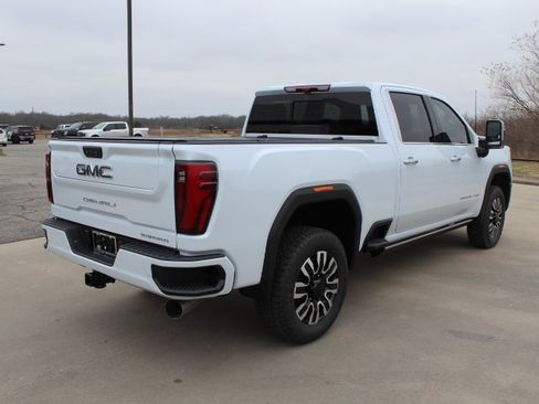 New 2026 GMC Sierra 2500 Denali Ultimate image 5