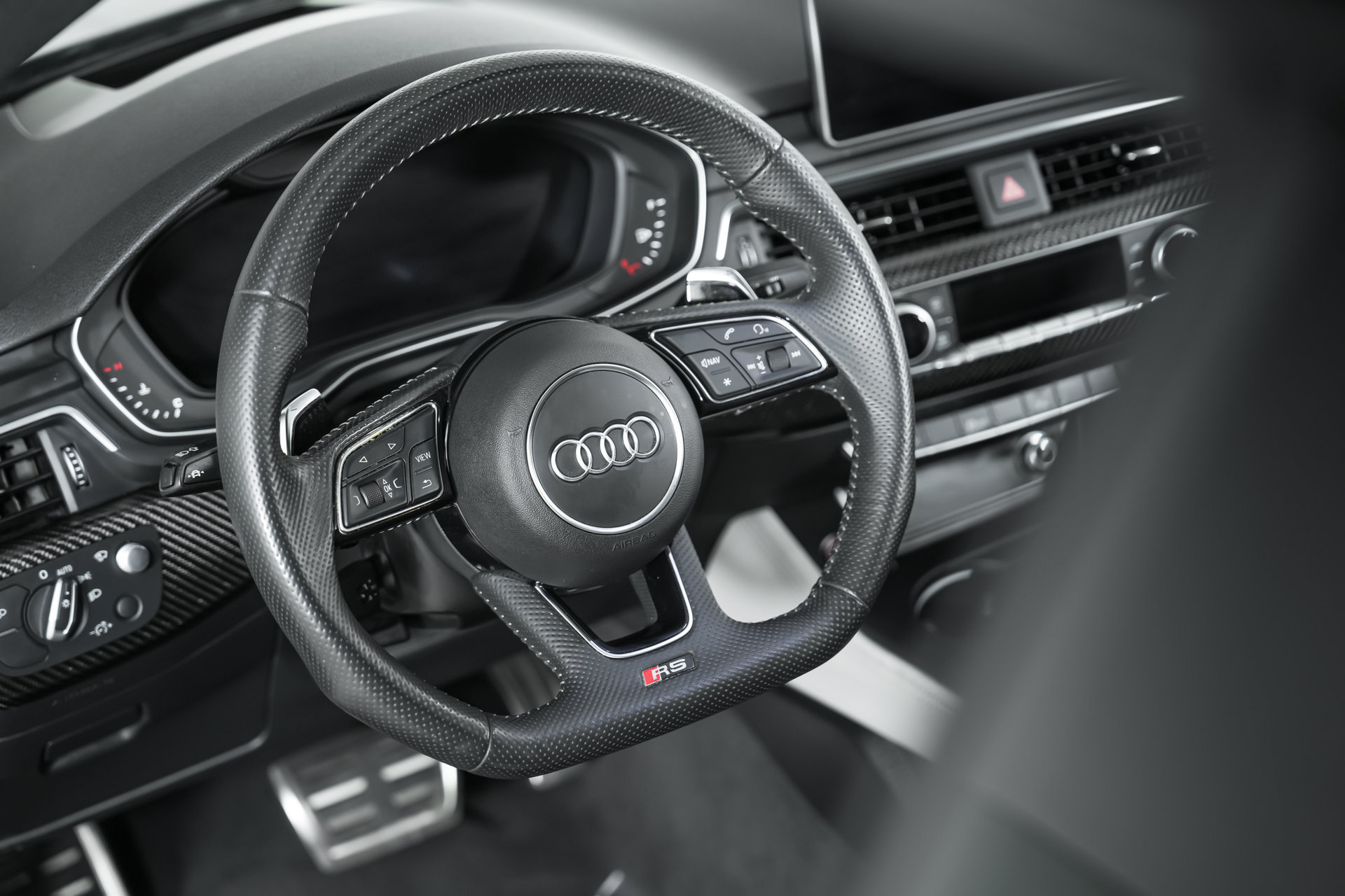 Used 2018 Audi RS 5 w/ Dynamic Package AWD/4WD image 36