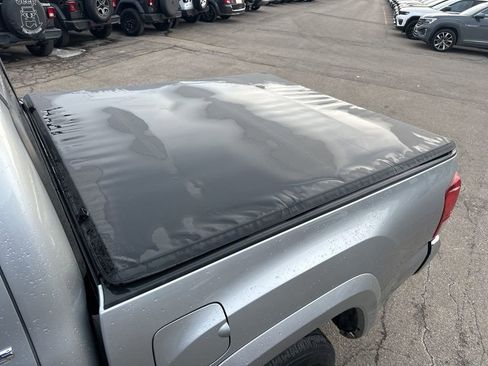 Used 2023 Toyota Tacoma SR5 AWD/4WD image 30