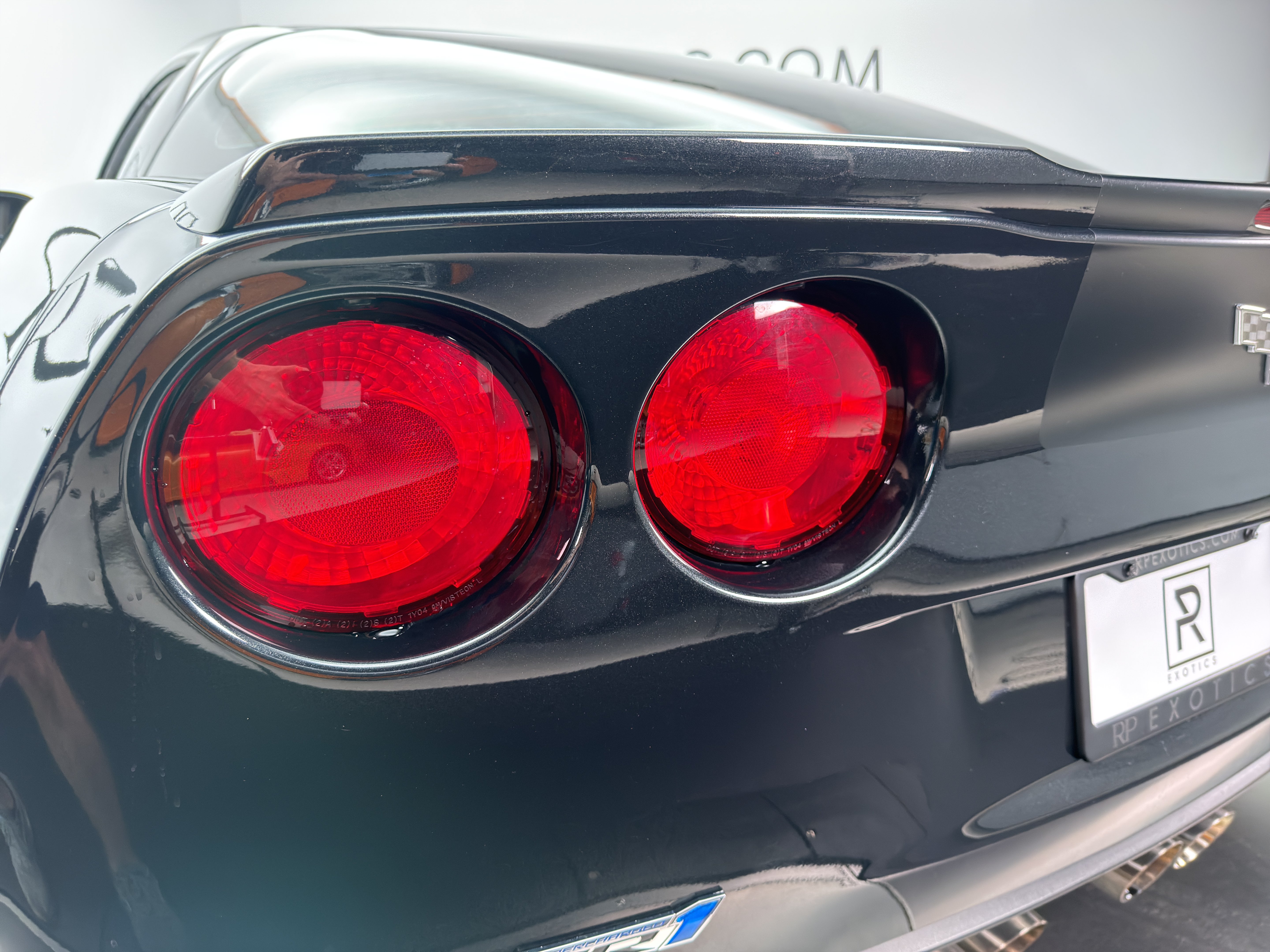 Used 2012 Chevrolet Corvette ZR1 w/ 3ZR Preferred Equipment Group RWD image 8