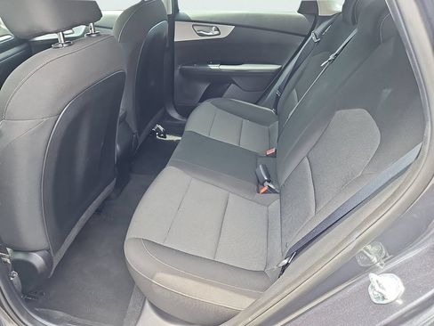 Certified 2023 Kia Forte LXS FWD image 25