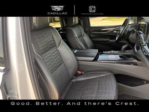 Used 2023 Cadillac Escalade ESV V AWD/4WD image 29