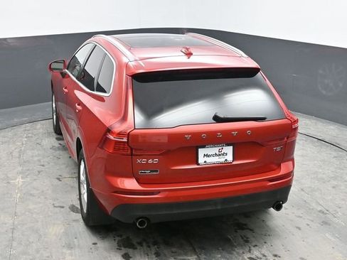 Used 2018 Volvo XC60 T5 Momentum w/ Convenience Package image 28