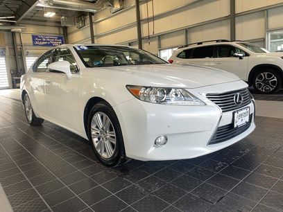 Used 2014 Lexus ES 350 w/ Premium Package
