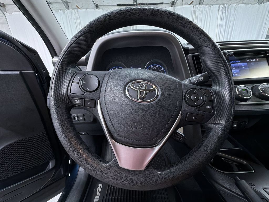 Used 2018 Toyota RAV4 LE w/ All Weather Liner Package AWD/4WD image 25