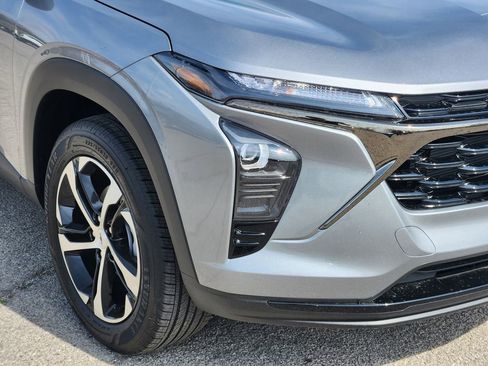 New 2026 Chevrolet Trax RS image 9