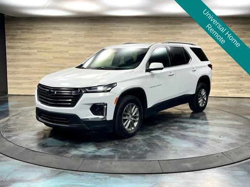Used 2023 Chevrolet Traverse LT FWD image 9