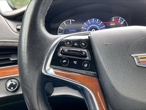 Used 2020 Cadillac Escalade Luxury w/ LPO, Radiant Package AWD/4WD image 18