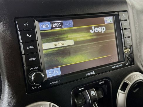 Used 2016 Jeep Wrangler Unlimited Sahara w/ Connectivity Group image 20