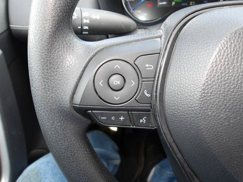 Used 2025 Toyota RAV4 LE AWD/4WD image 15