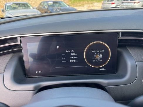 Used 2023 Hyundai Tucson Limited image 10