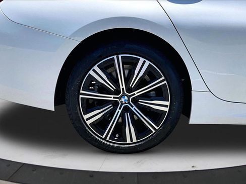 Used 2025 BMW 330i xDrive Sedan AWD/4WD image 36
