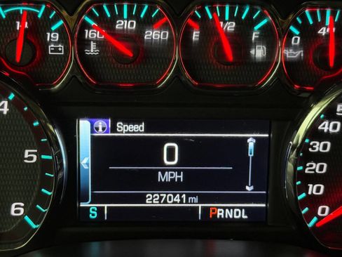 Used 2017 Chevrolet Silverado 1500 LT w/ Texas Edition image 69