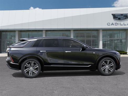 New 2025 Cadillac Lyriq Luxury w/ LPO, Floor Liner Package RWD image 6