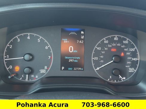 Used 2023 Toyota Corolla Cross LE AWD/4WD image 9
