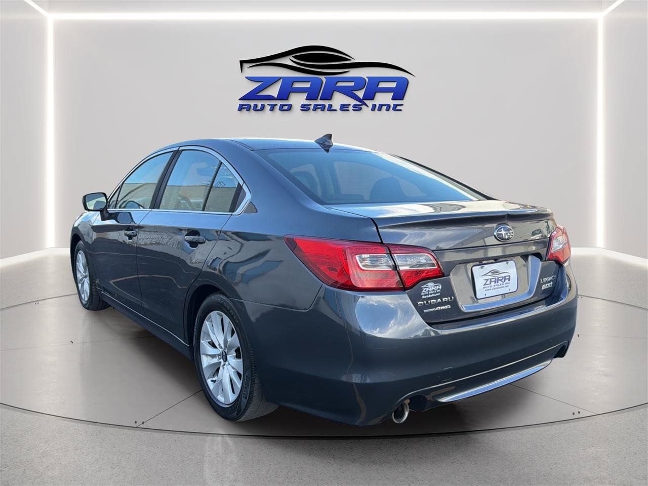 Used 2017 Subaru Legacy 2.5i Premium AWD/4WD image 5