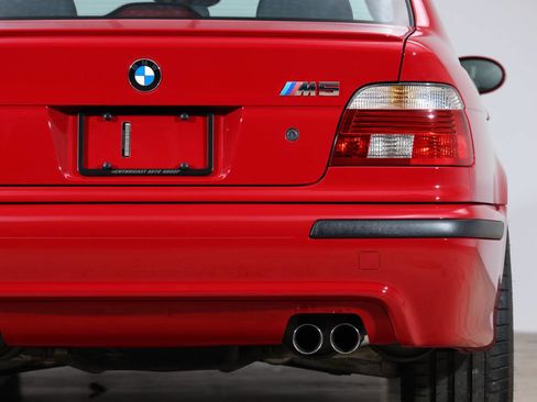 Used 2003 BMW M5 image 22