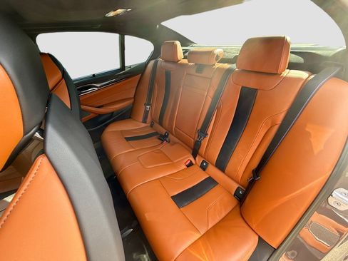 Used 2022 BMW M5 w/ Competition Package image 21