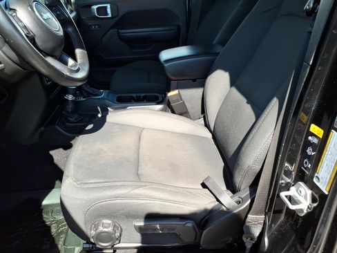 Used 2021 Jeep Wrangler Unlimited Sport AWD/4WD image 12