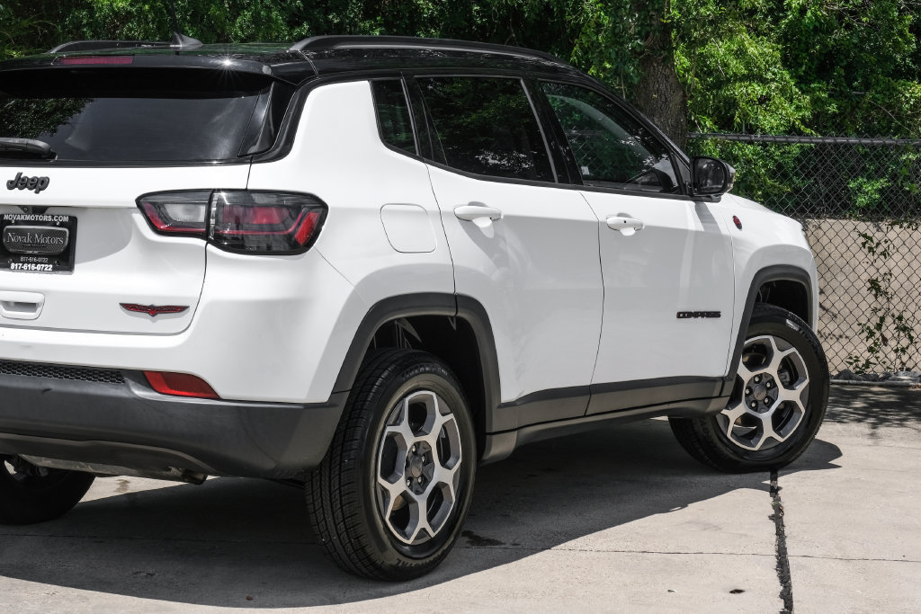 Used 2022 Jeep Compass Trailhawk w/ Trailhawk Elite Group AWD/4WD image 17