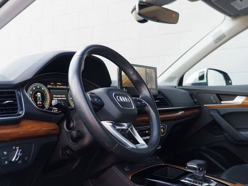 Used 2023 Audi Q5 2.0T Premium Plus w/ Premium Plus Package AWD/4WD image 4