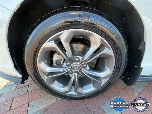 Certified 2024 Honda Accord EX image 10