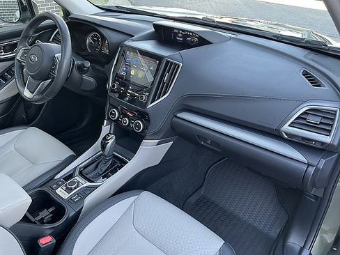 Used 2021 Subaru Forester Limited image 21