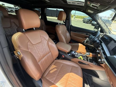 Used 2024 Kia Telluride SX Prestige X-Pro AWD/4WD image 31