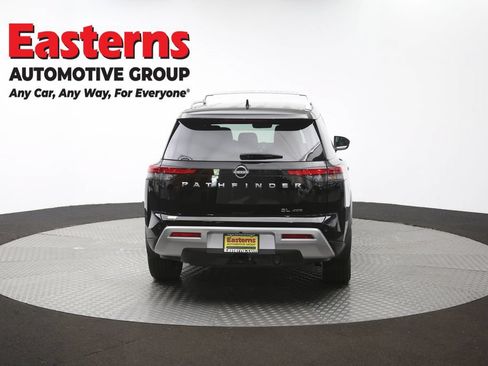 Used 2025 Nissan Pathfinder SL w/ SL Premium Package AWD/4WD image 40