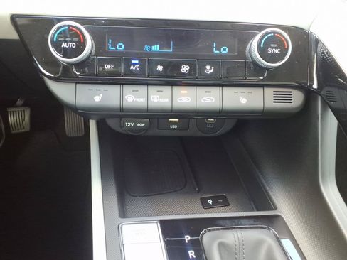 Used 2026 Hyundai Elantra Limited w/ Cargo Package FWD image 28