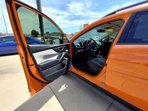 Used 2018 Subaru Crosstrek 2.0i Premium w/ Popular Package #2 AWD/4WD image 14