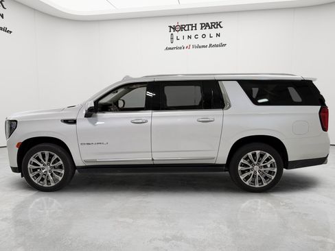 Used 2023 GMC Yukon XL Denali w/ Max Trailering Package RWD image 2