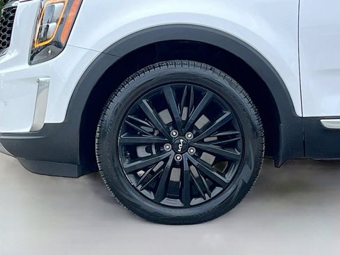 Used 2022 Kia Telluride SX w/ Towing Package FWD image 34