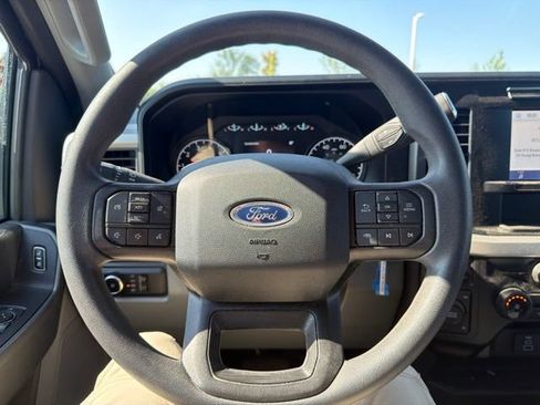 Used 2023 Ford F250 XLT w/ Snow Plow/Camper Package AWD/4WD image 43