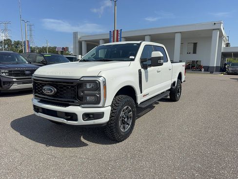 Certified 2023 Ford F250 Lariat w/ Lariat Ultimate Package AWD/4WD image 2