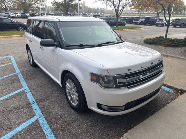 Used 2016 Ford Flex SEL w/ Equipment Group 202A AWD/4WD image 3