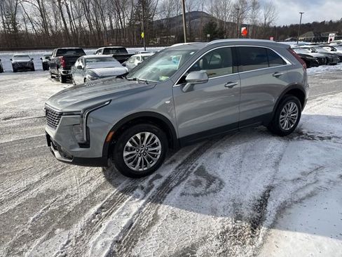 Used 2024 Cadillac XT4 Premium Luxury AWD/4WD image 31