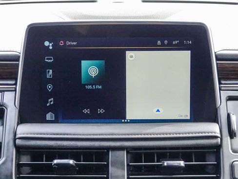 Used 2024 Chevrolet Tahoe High Country w/ Premium Package image 13