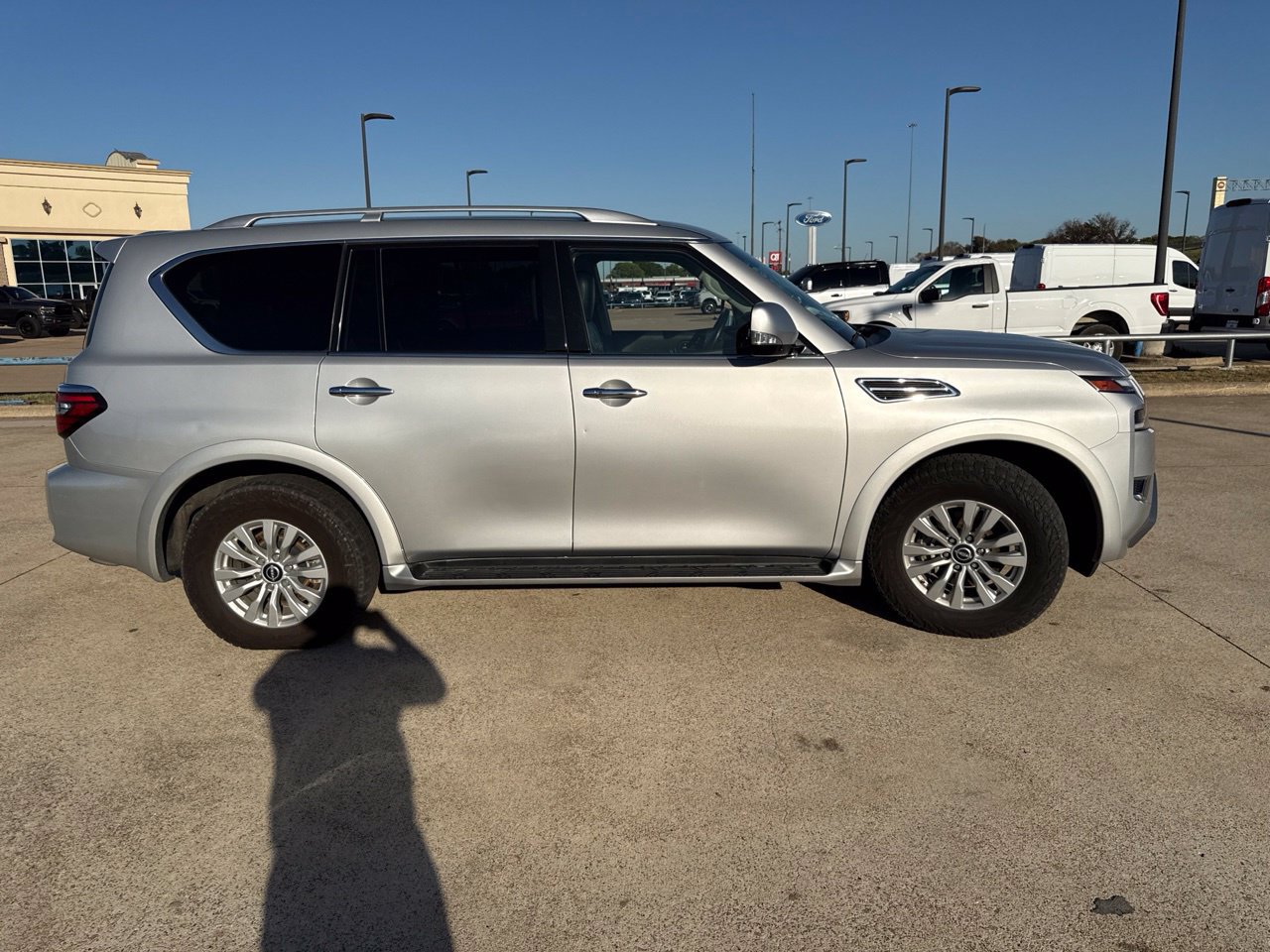 Used 2024 Nissan Armada SV RWD image 17