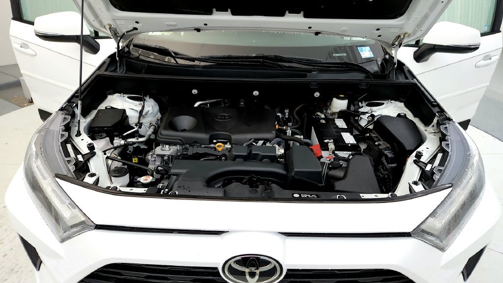 Used 2023 Toyota RAV4 XLE w/ Convenience Package AWD/4WD image 15