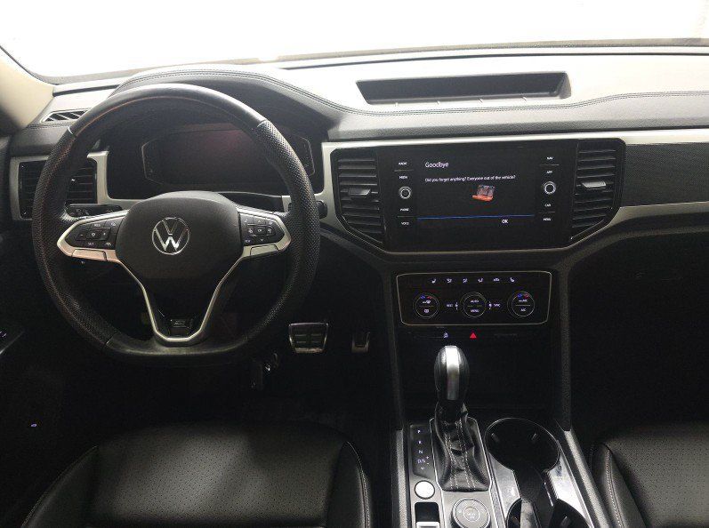 Used 2023 Volkswagen Atlas SEL R-Line AWD/4WD image 5