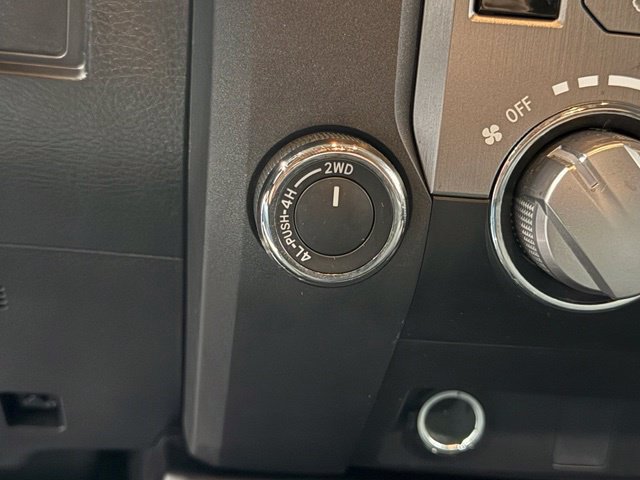 Used 2014 Toyota Tundra SR AWD/4WD image 17