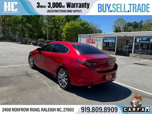 Used 2019 MAZDA MAZDA3 Sedan image 3