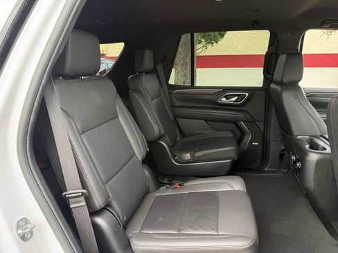 Used 2024 Chevrolet Tahoe LT RWD image 31