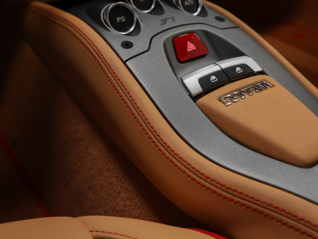 Certified 2013 Ferrari 458 Italia Coupe RWD image 60