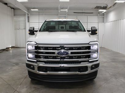 New 2026 Ford F350 Lariat w/ Lariat Premium Package