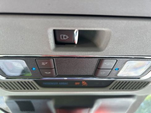 Used 2022 Ford F150 Lariat w/ Equipment Group 502A High image 28